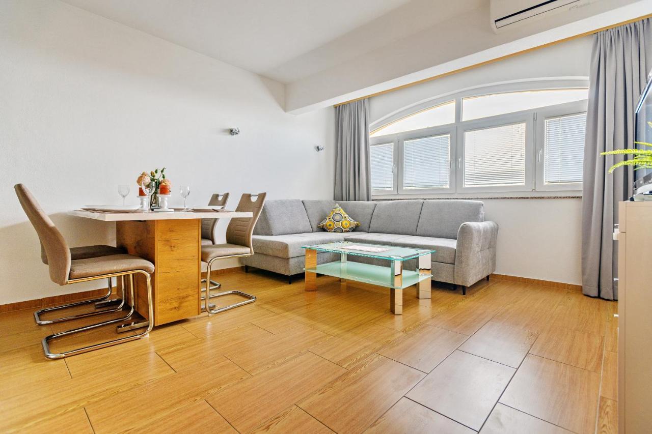 Comfort Apartments In Peaceful Area Zadar - With Garden Exterior foto