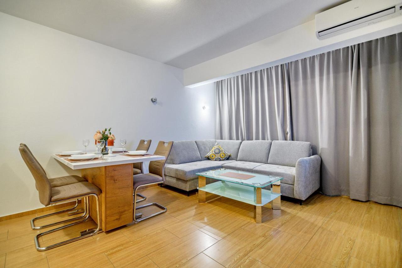 Comfort Apartments In Peaceful Area Zadar - With Garden Exterior foto