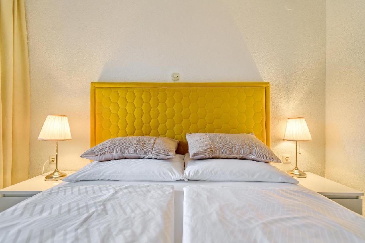 Comfort Apartments In Peaceful Area Zadar - With Garden Exterior foto