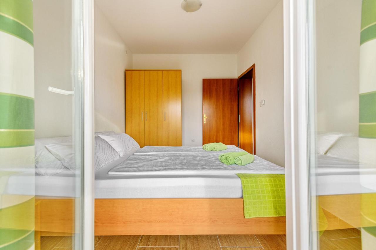 Comfort Apartments In Peaceful Area Zadar - With Garden Exterior foto