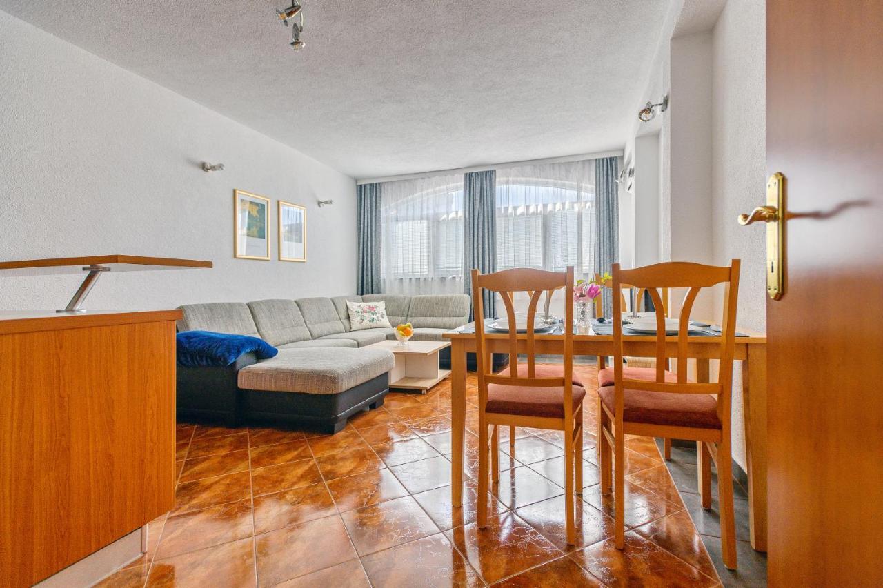 Comfort Apartments In Peaceful Area Zadar - With Garden Exterior foto