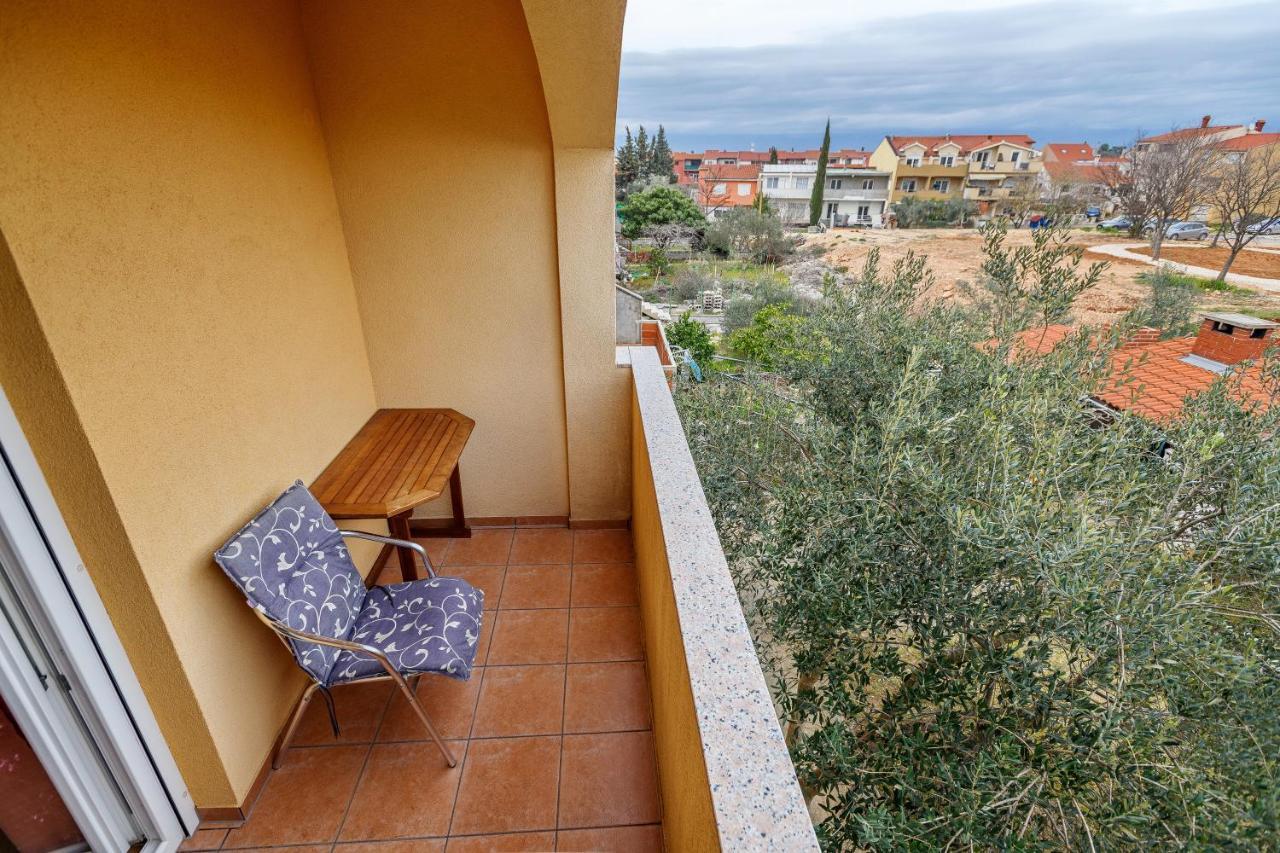 Comfort Apartments In Peaceful Area Zadar - With Garden Exterior foto