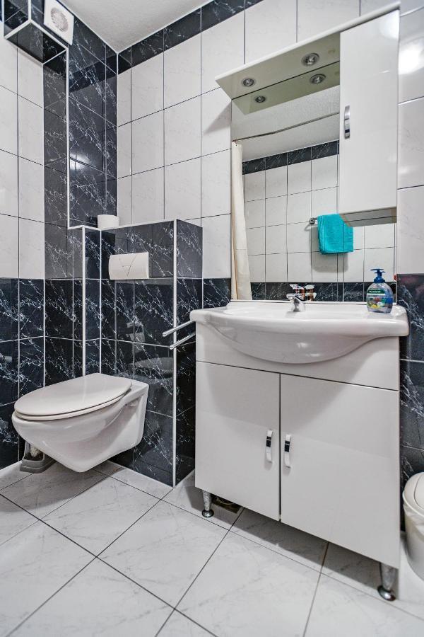 Comfort Apartments In Peaceful Area Zadar - With Garden Exterior foto