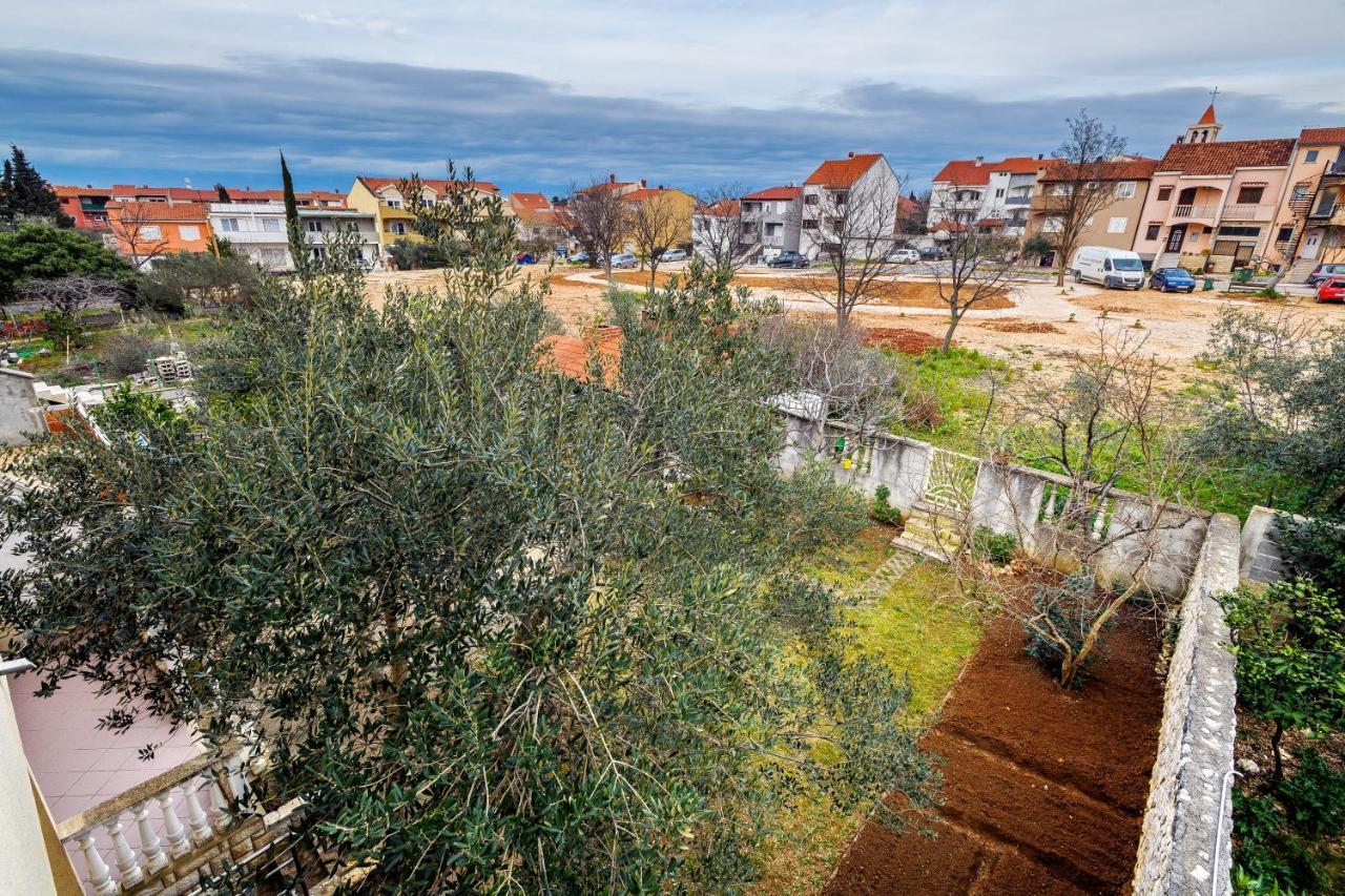 Comfort Apartments In Peaceful Area Zadar - With Garden Exterior foto