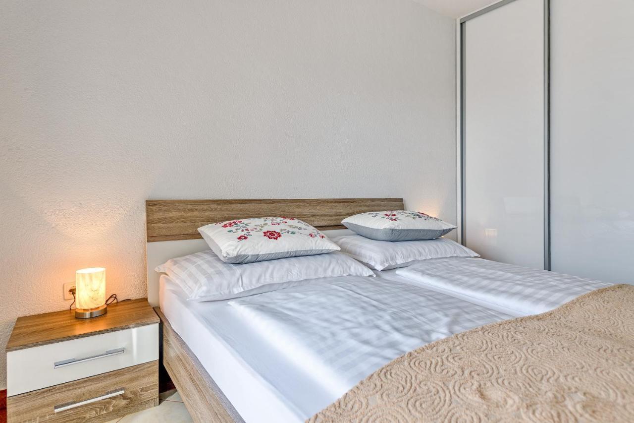 Comfort Apartments In Peaceful Area Zadar - With Garden Exterior foto