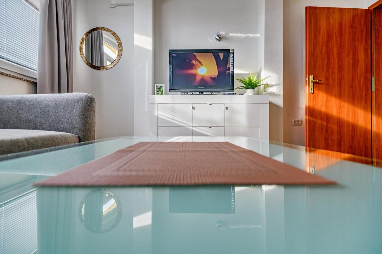 Comfort Apartments In Peaceful Area Zadar - With Garden Exterior foto